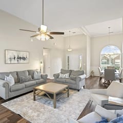 Big Savings! Gorgeous, updated 4 bedroom home that sleeps 10!