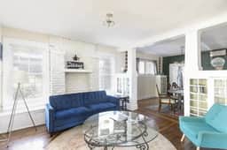 Sleeps 12 • Budget-Friendly Downtown Birmingham Crew House - Image 5