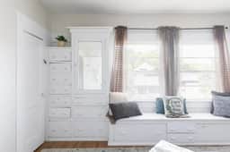 Sleeps 12 • Budget-Friendly Downtown Birmingham Crew House - Image 5