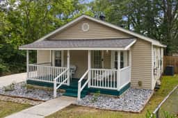 Big Savings at Columbiana Cottage - Image 2