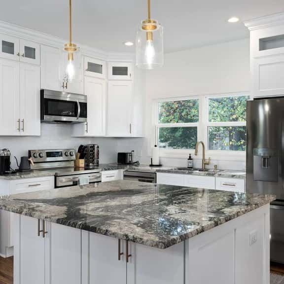Modern Bham Reno on 2nd - Sleeps 10 - Image 1